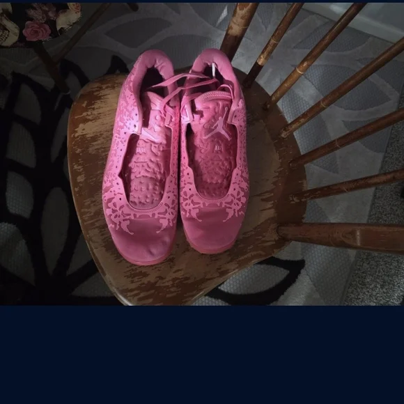 Adidas Nike Jordans For sale - Picture 6 of 9